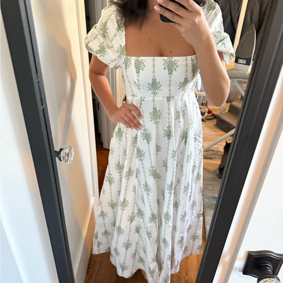 Hill House “The Matilda Dress” XS in Apple Green Basket Stripe (color) - Picture 4 of 8